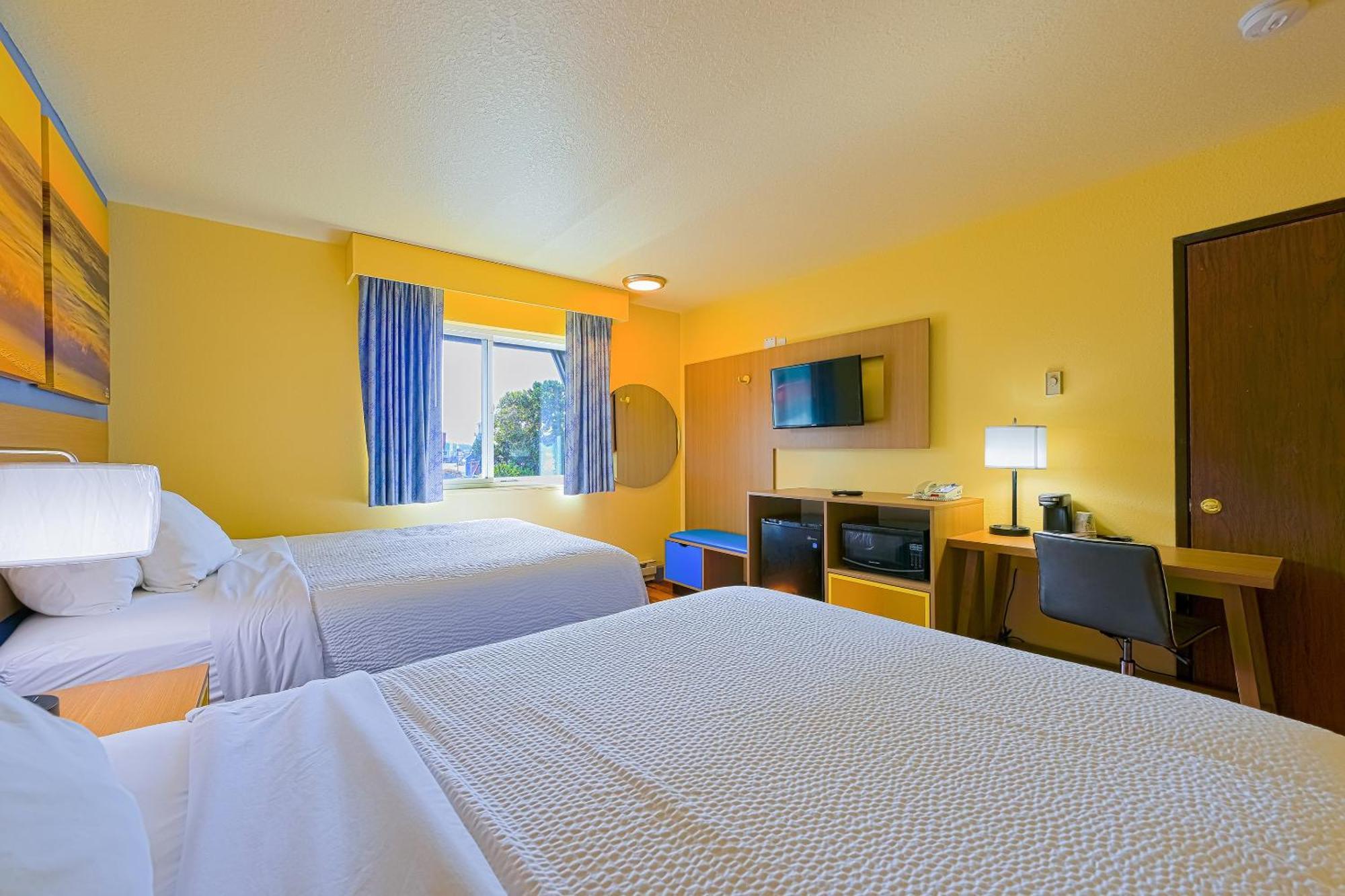 แทรเวลลอดจ์ บาย วินด์แฮม ลินคอล์นซิตี้ Hotel ลินคอล์น ซิตี้ ภายนอก รูปภาพ